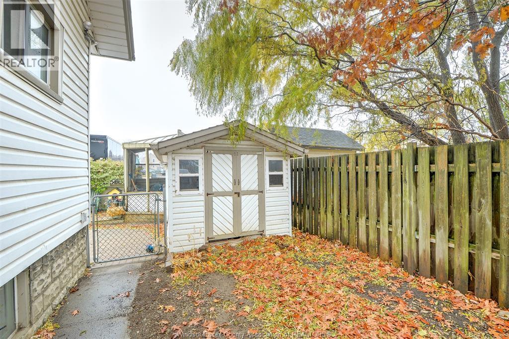 18 Montgomery, Leamington, ON - Outdoor With Exterior