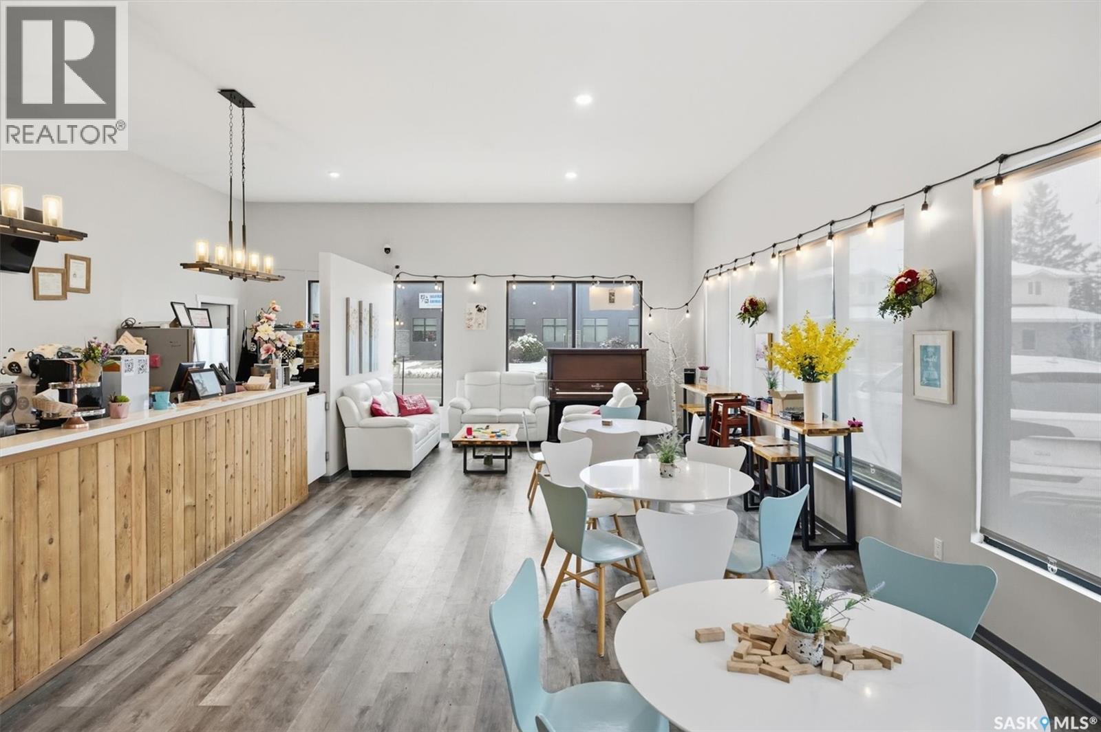 4 212 Central Street W, Warman, SK