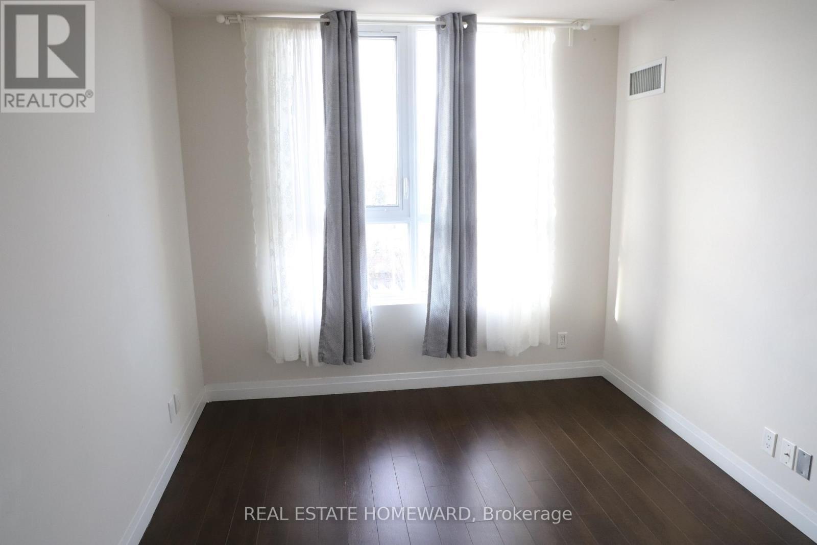 926 - 22 East Haven Drive, Toronto, ON - Indoor Photo Showing Other Room