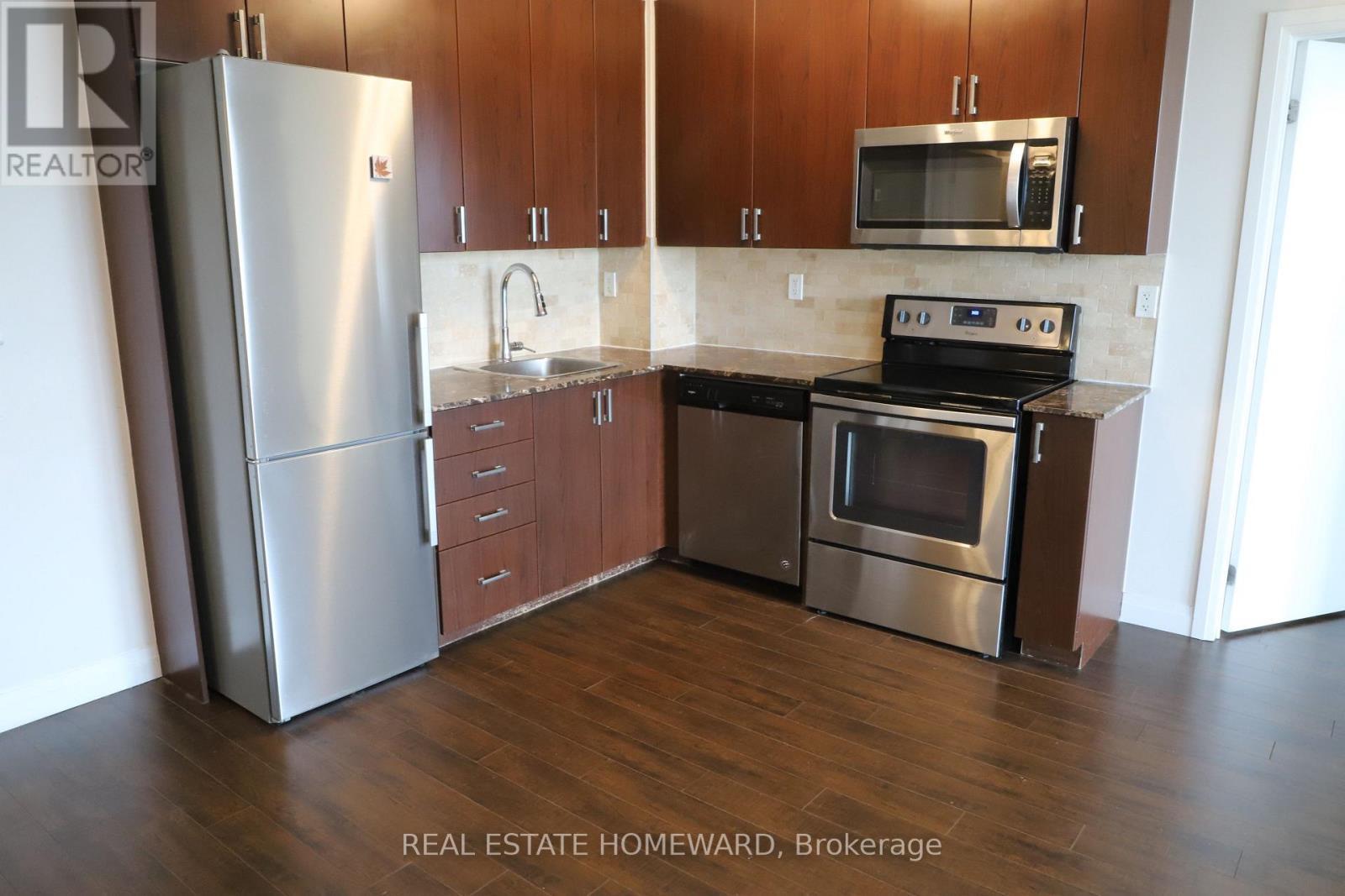 926 - 22 East Haven Drive, Toronto, ON - Indoor Photo Showing Kitchen