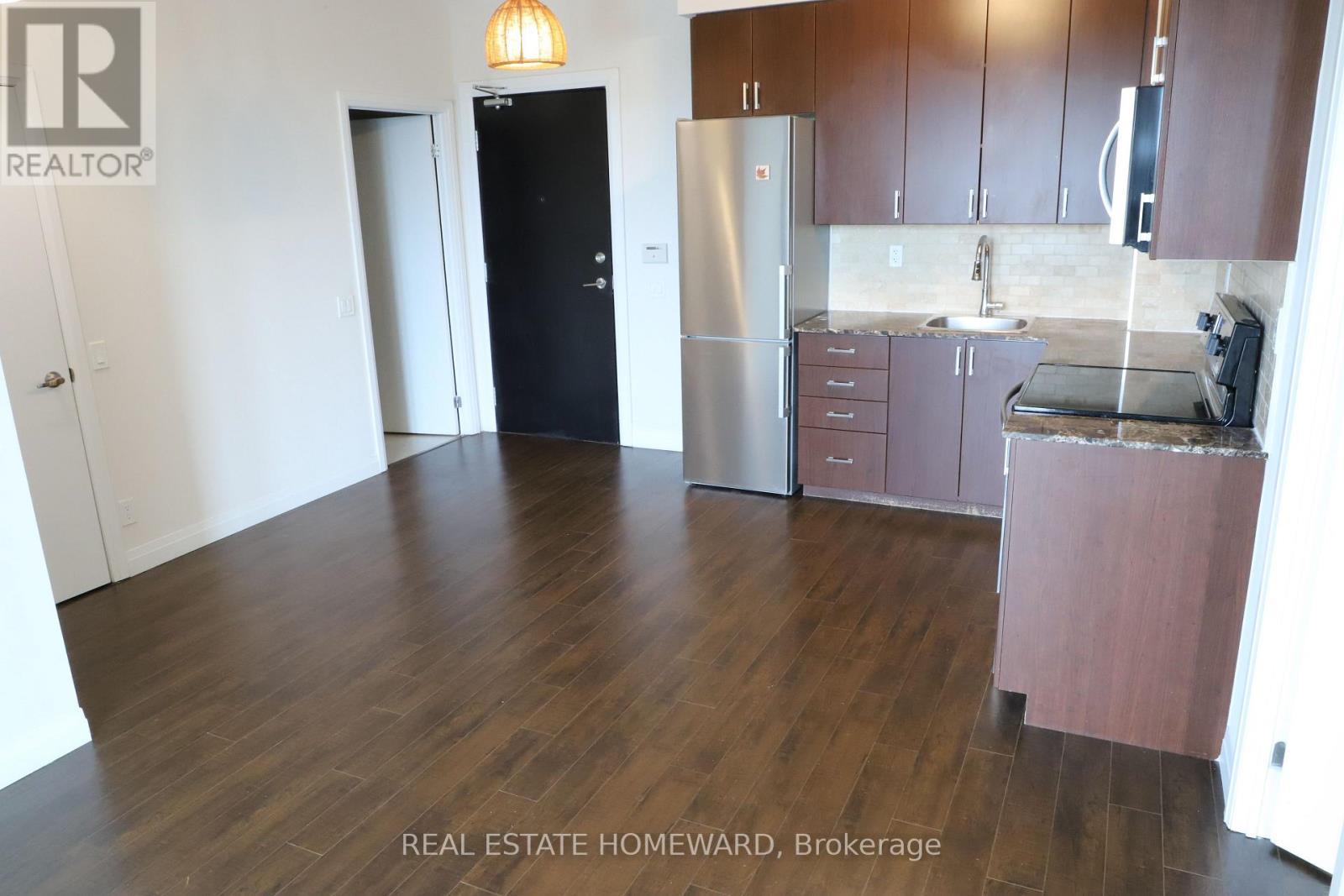 926 - 22 East Haven Drive, Toronto, ON - Indoor Photo Showing Kitchen
