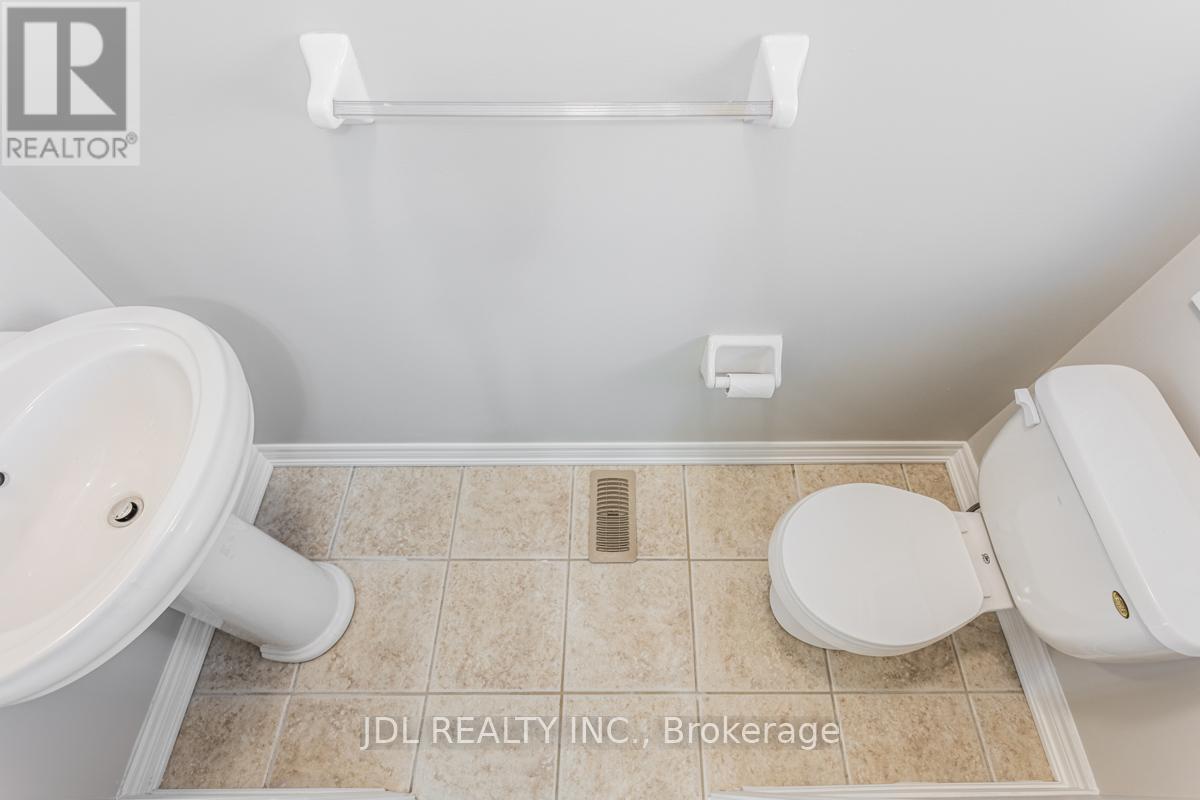 81 Gauguin Avenue, Vaughan, ON - Indoor Photo Showing Bathroom