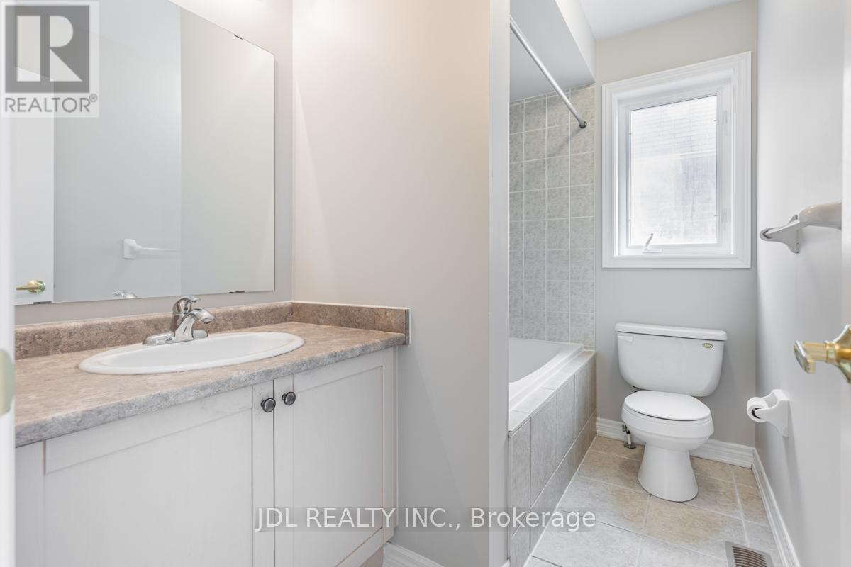81 Gauguin Avenue, Vaughan, ON - Indoor Photo Showing Bathroom