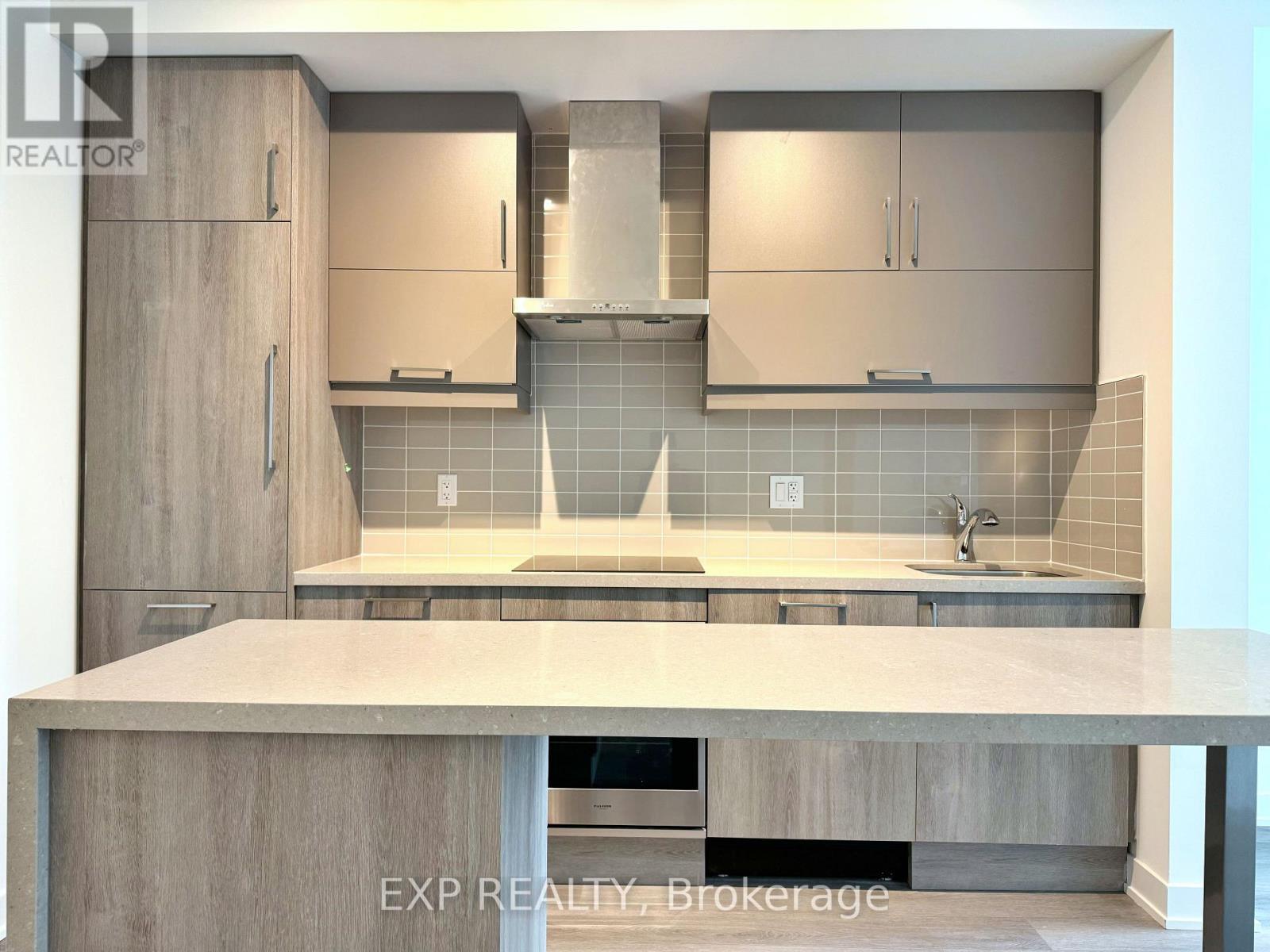 1104 - 8119 Birchmount Road, Markham, ON - Indoor Photo Showing Kitchen