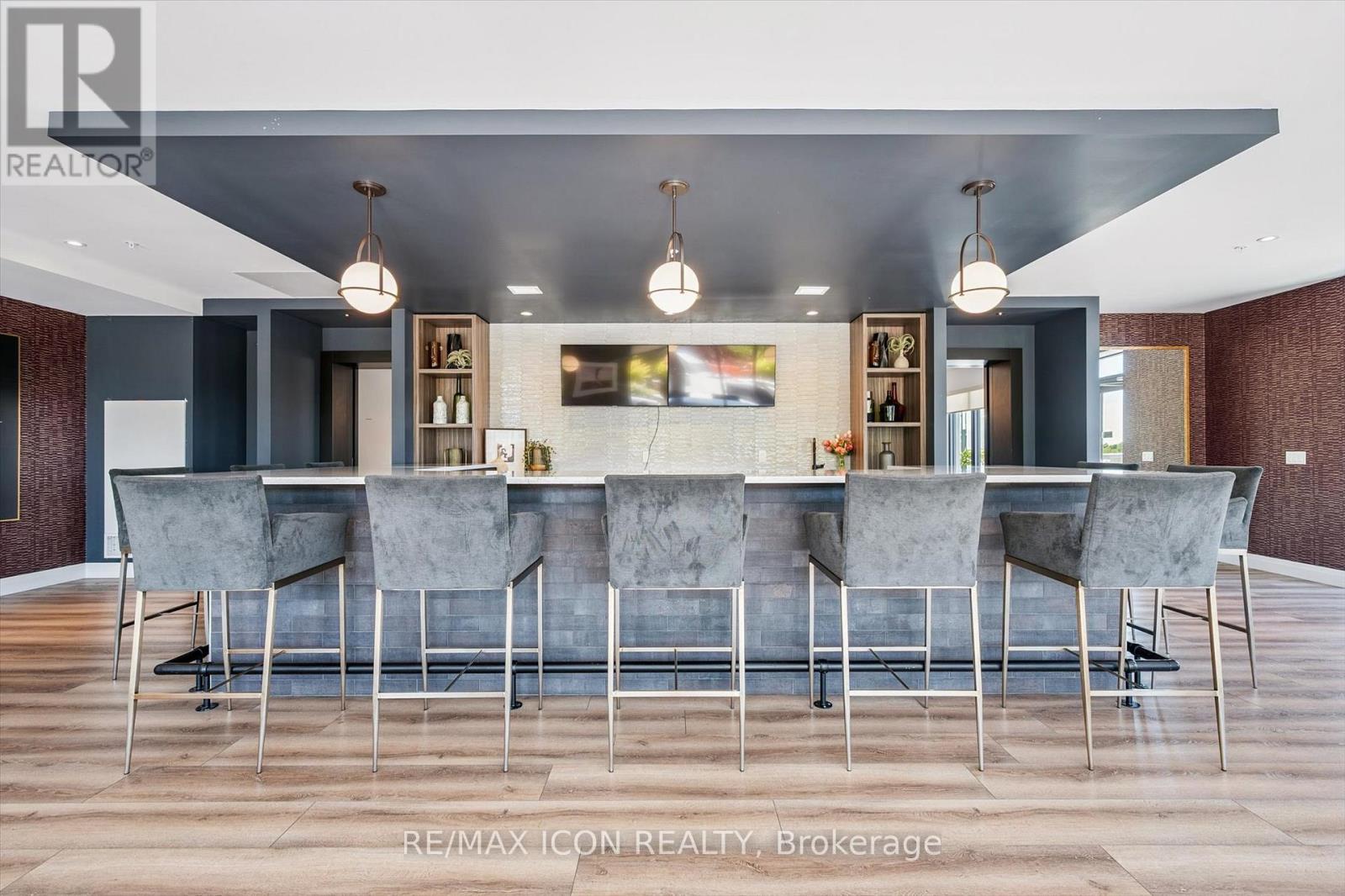 902 - 15 Glebe Street, Cambridge, ON - Indoor