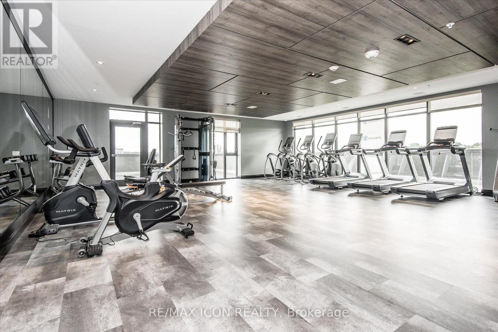 902 - 15 Glebe Street, Cambridge, ON - Indoor Photo Showing Gym Room