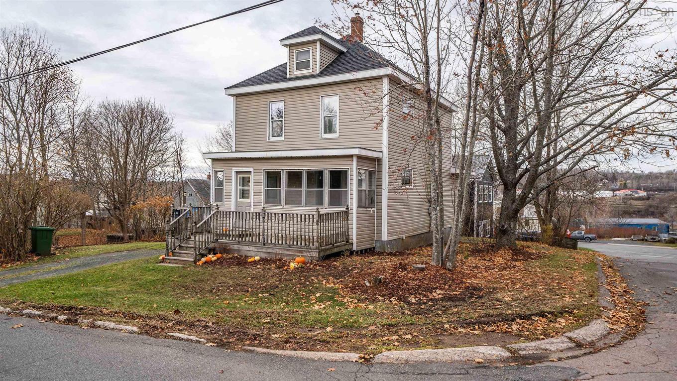 515 Pleasant Street, New Glasgow, NS