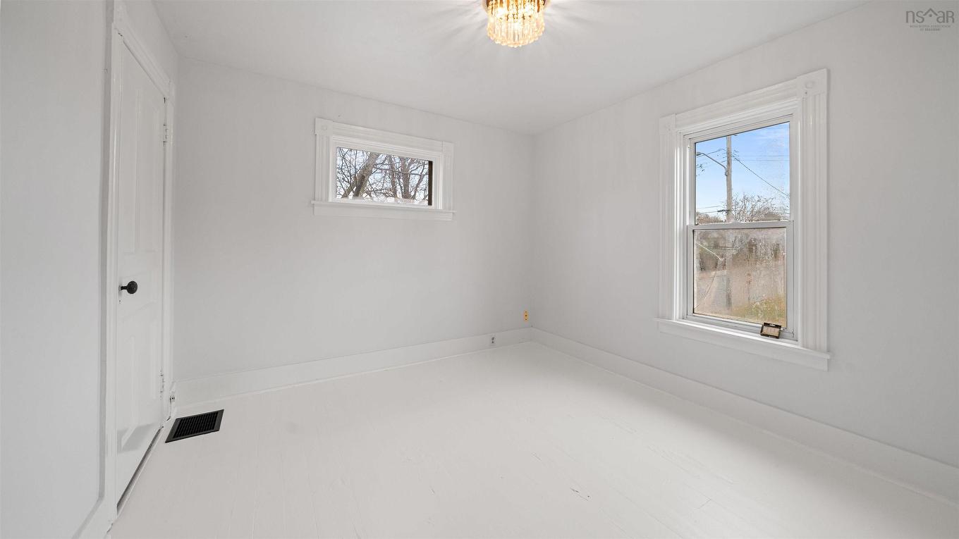 515 Pleasant Street, New Glasgow, NS