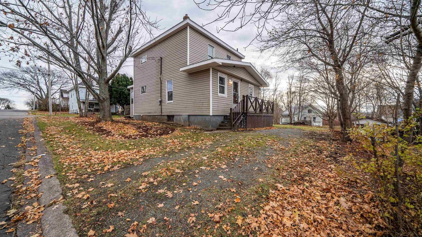 515 Pleasant Street, New Glasgow, NS