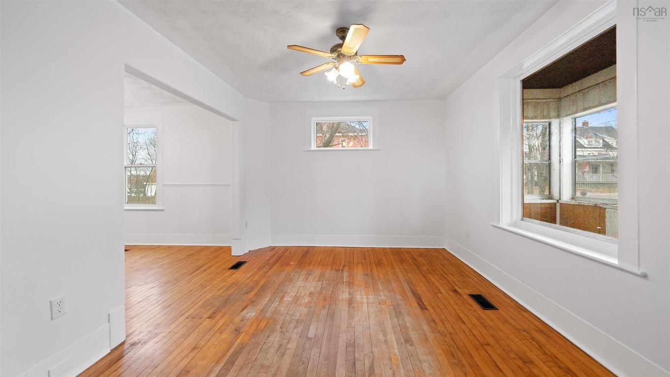 515 Pleasant Street, New Glasgow, NS