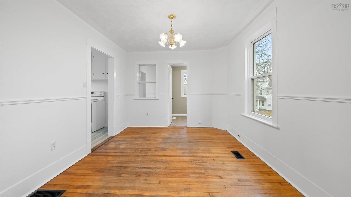 515 Pleasant Street, New Glasgow, NS