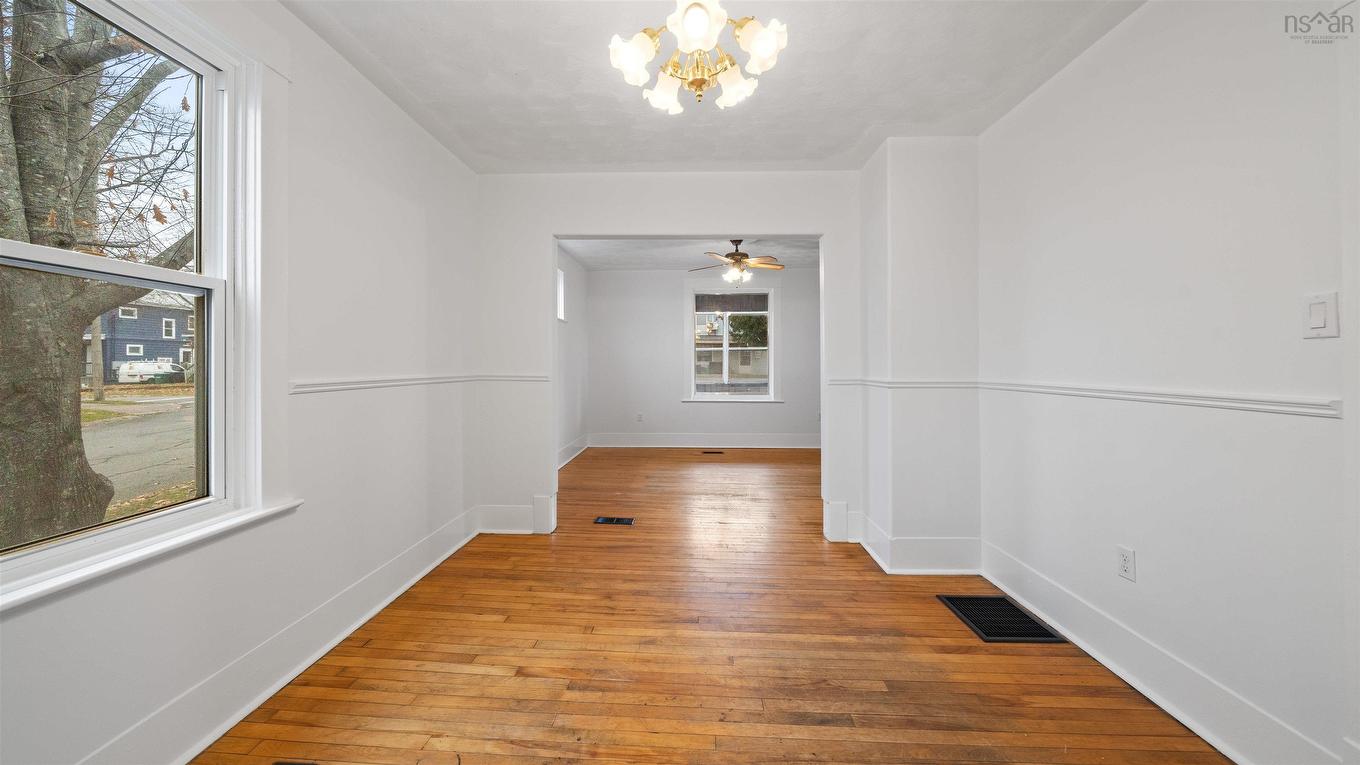 515 Pleasant Street, New Glasgow, NS