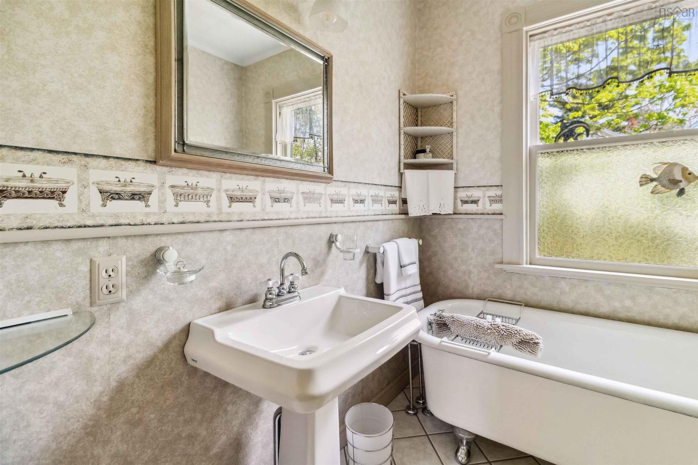 811 Lahave Street, Bridgewater, NS