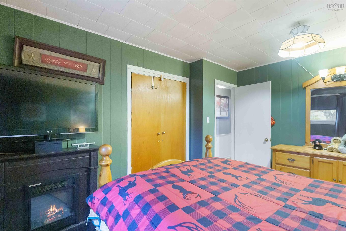 182 Canaan Avenue, Kentville, NS