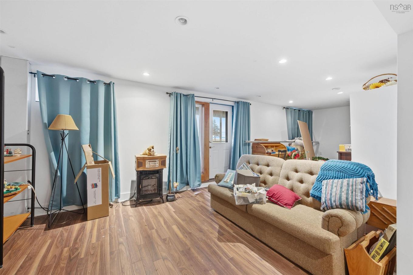 8278 St Margarets Bay Road, Black Point, NS