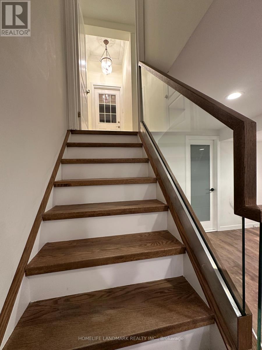 Bsmt - 21 Villandry Crescent, Vaughan, ON - Indoor Photo Showing Other Room