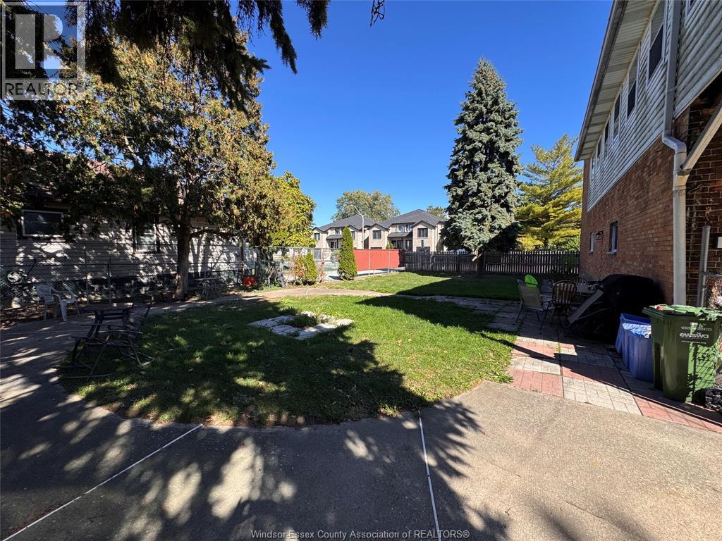 1597 Drouillard Unit# 2, Windsor, ON - Outdoor