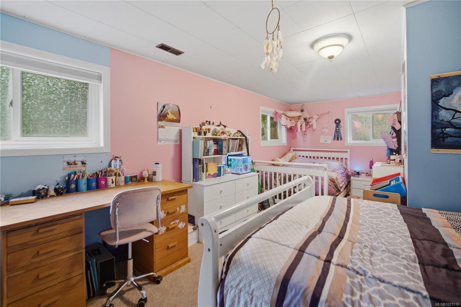 833 Alvarado Terr, Saanich, BC