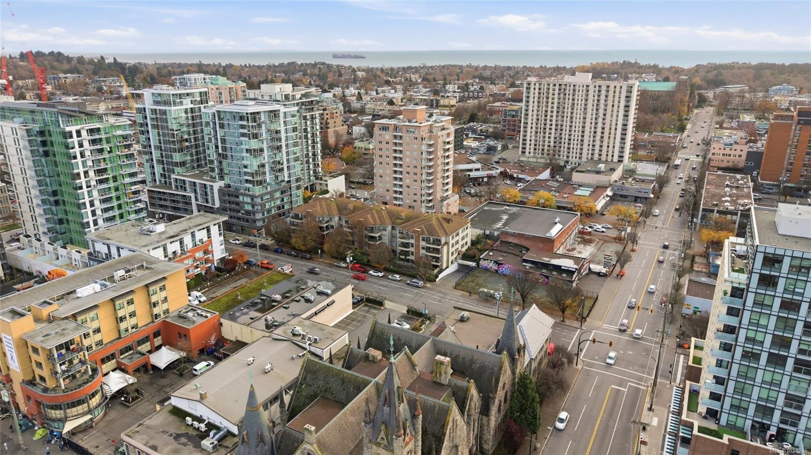 404-935 Johnson St, Victoria, BC - Outdoor With View