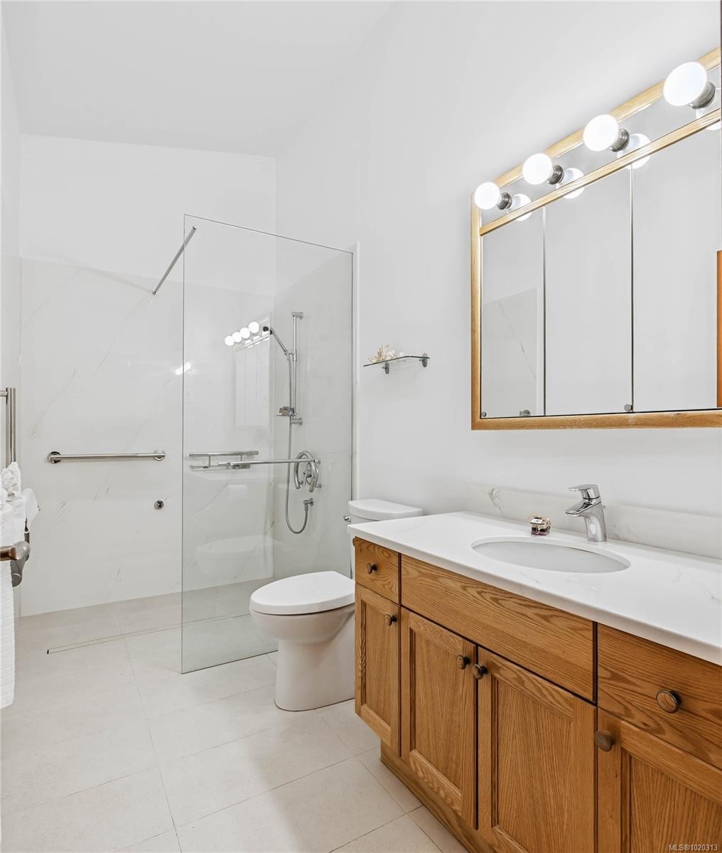 14-133 Corbett Rd, Salt Spring, BC