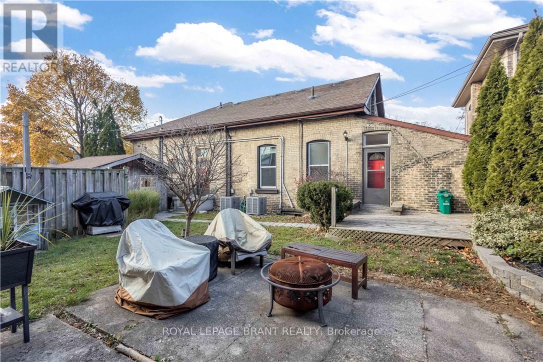 95 Queen Street, Brantford, ON - Outdoor