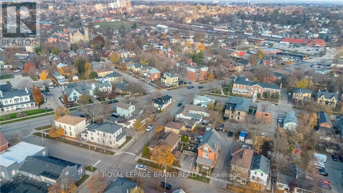 95 Queen Street, Brantford, ON - Outdoor With View