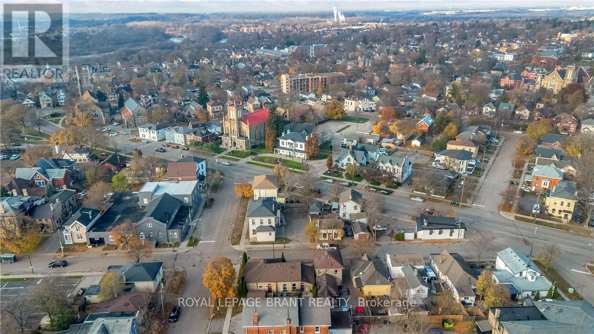 95 Queen Street, Brantford, ON - Outdoor With View