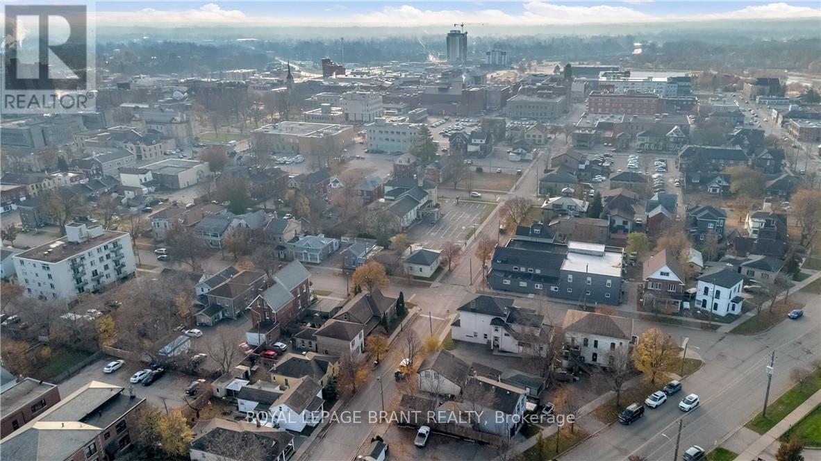 95 Queen Street, Brantford, ON - Outdoor With View