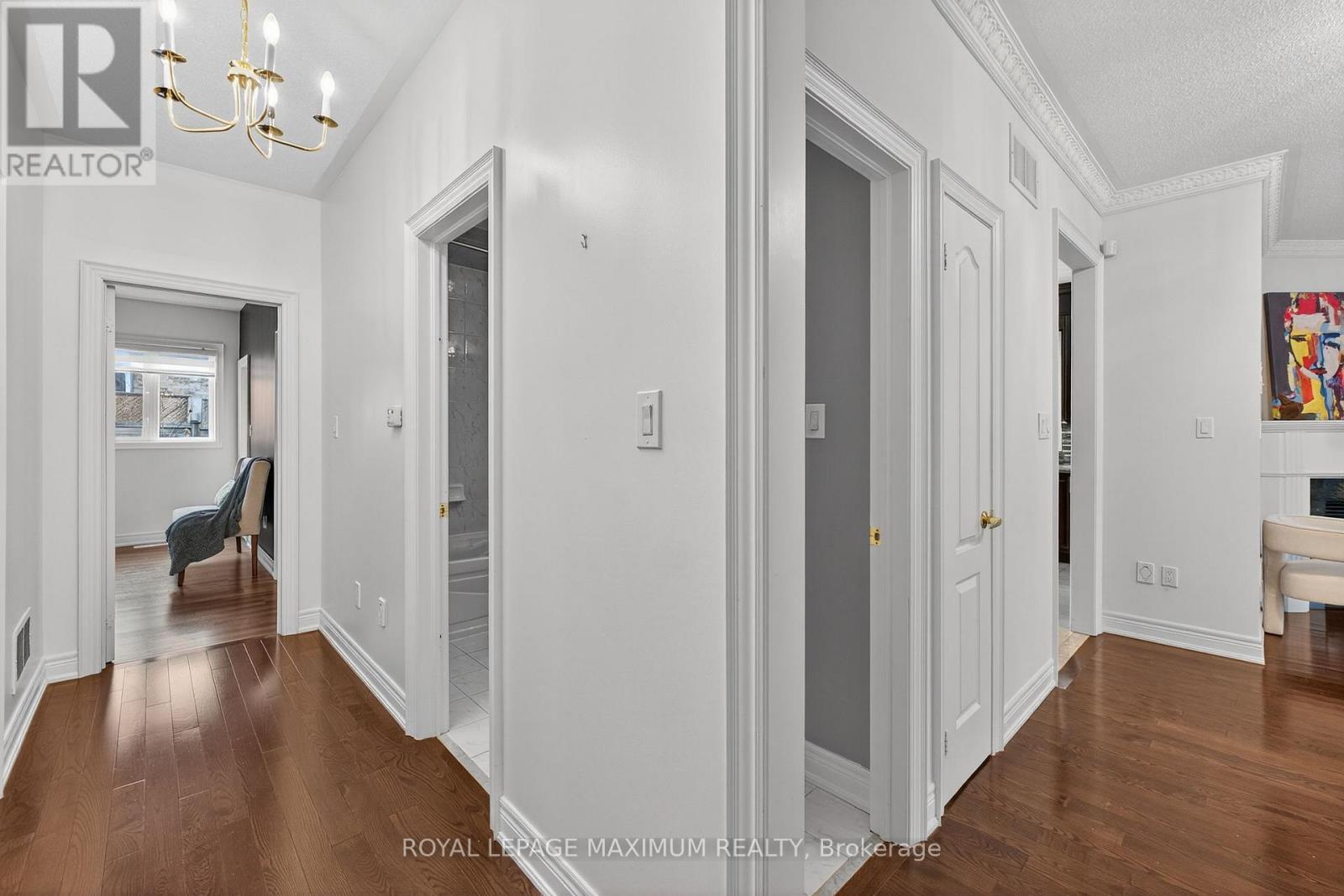 27 Acqua Drive, Vaughan, ON - Indoor Photo Showing Other Room
