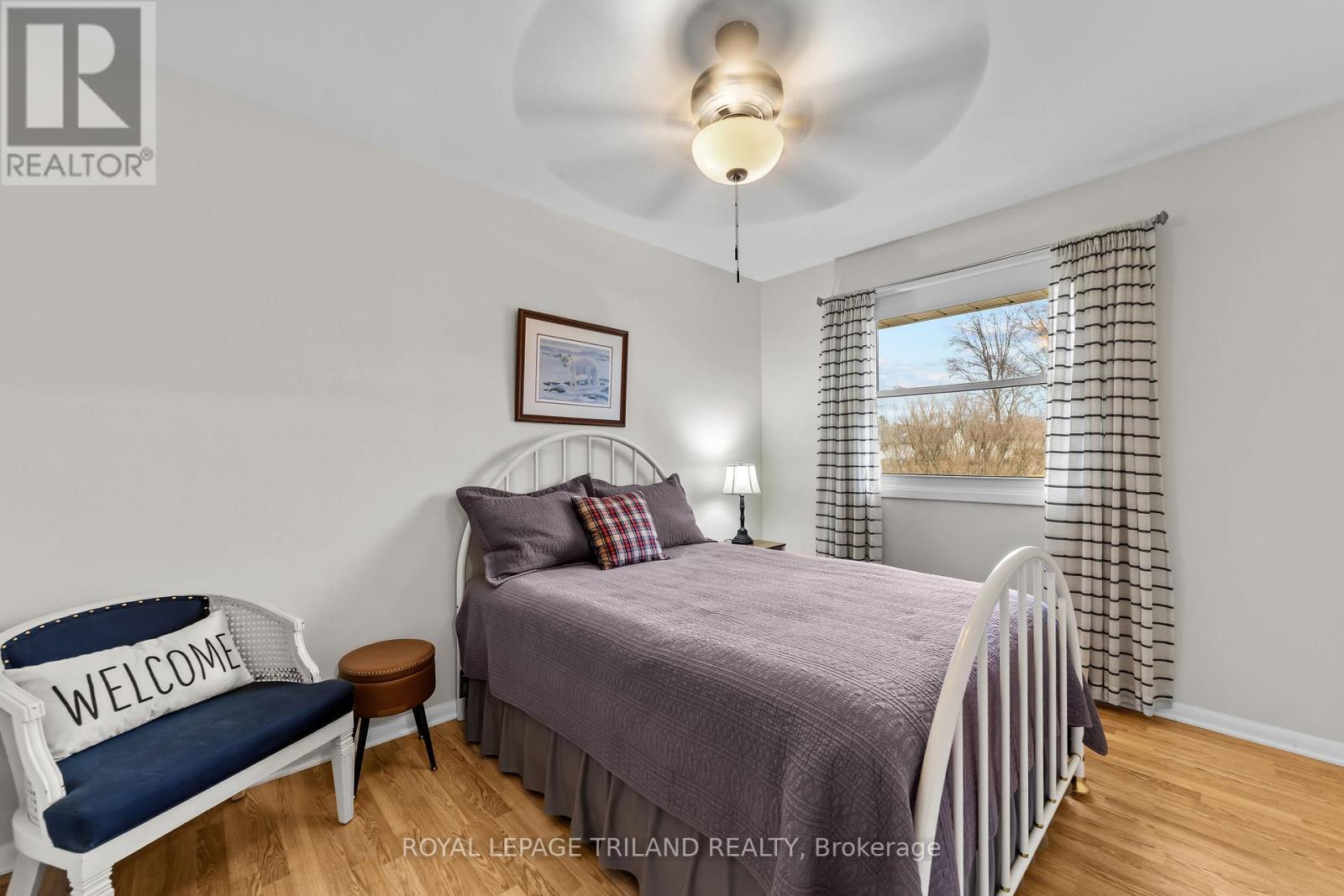 249 Coad Street, Southwest Middlesex (Glencoe), ON - Indoor Photo Showing Bedroom