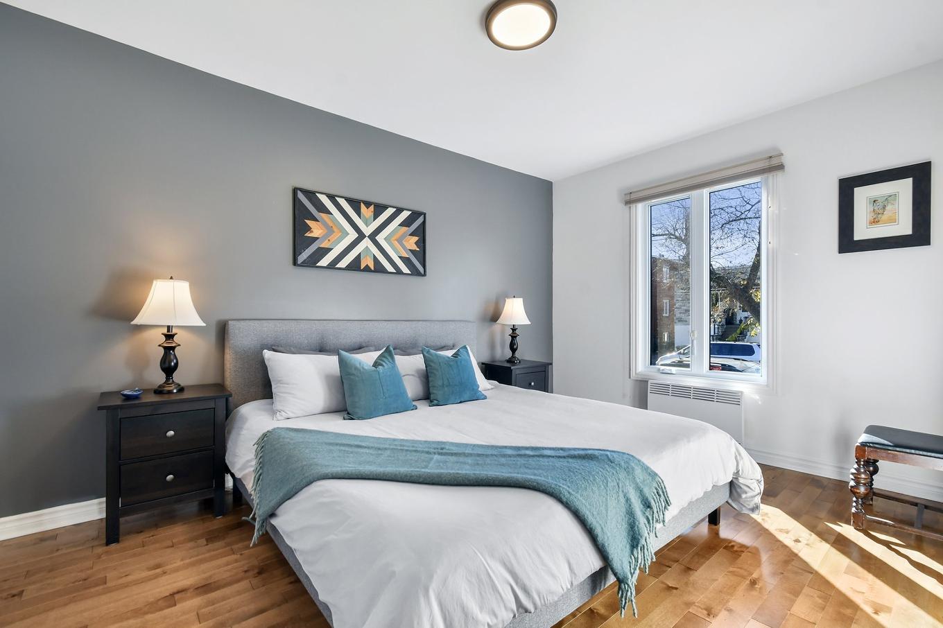 Chambre à coucher principale - 9453 Rue Parthenais, Montréal (Villeray/Saint-Michel/Parc-Extension), QC - Indoor Photo Showing Bedroom