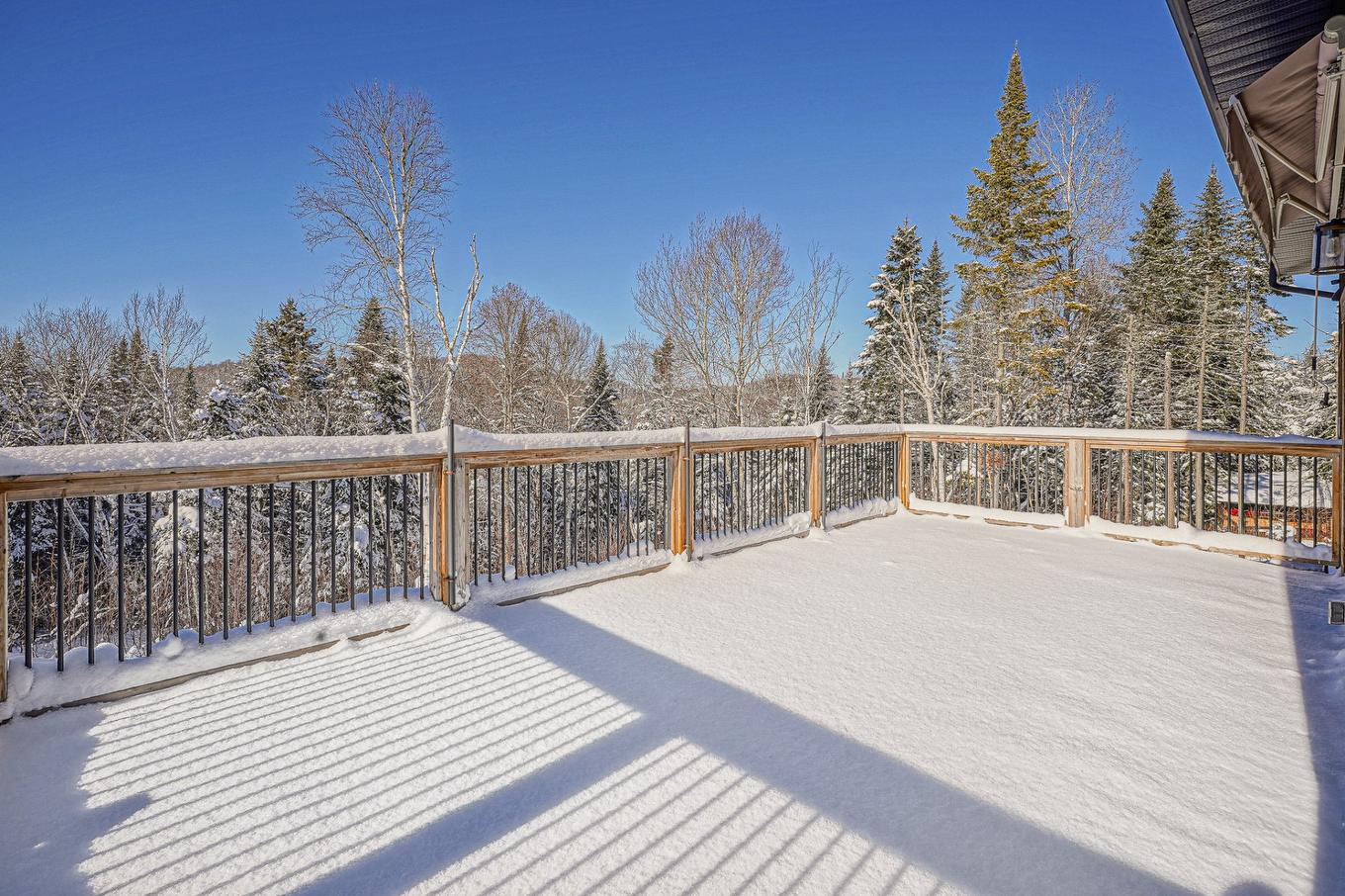 Patio - 397 Ch. Du Village-Manitou, Ivry-Sur-Le-Lac, QC - Outdoor With Exterior