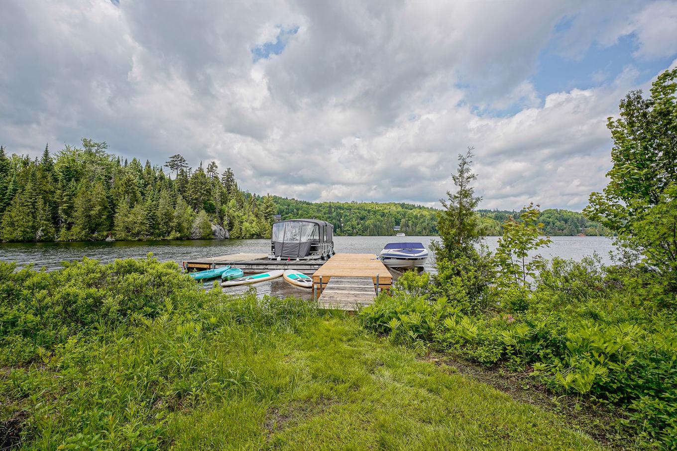 Exterior - 397 Ch. Du Village-Manitou, Ivry-Sur-Le-Lac, QC - Outdoor With View