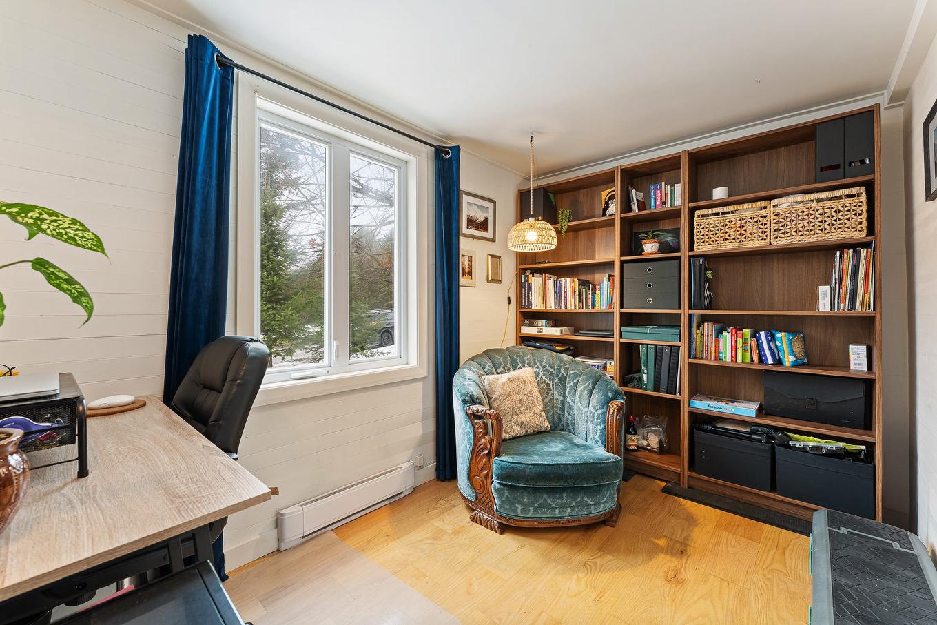 Bureau - 10 Ch. Grenier, Sutton, QC - Indoor Photo Showing Office