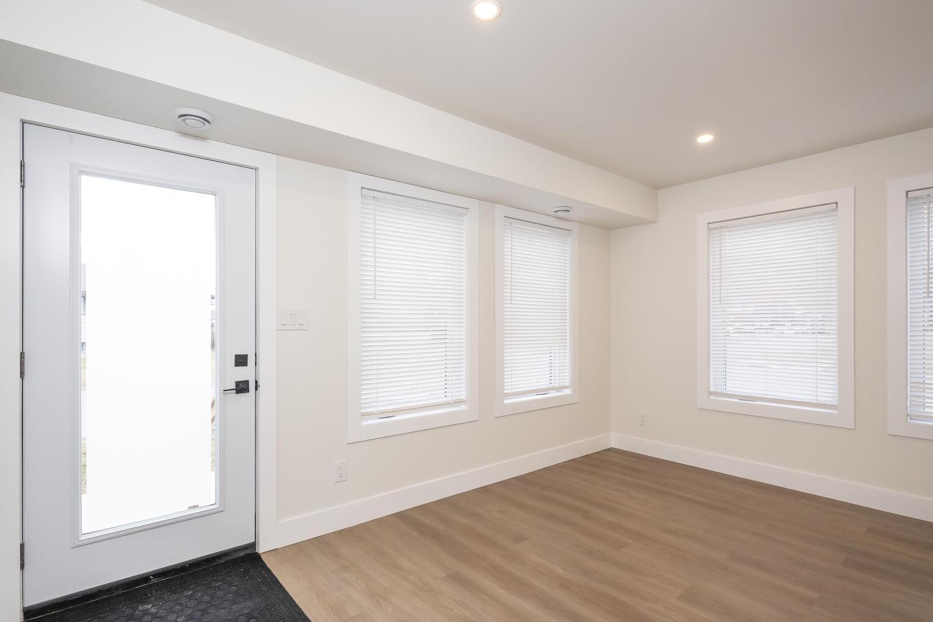 1101 Frederica Street W, Thunder Bay, ON - Indoor Photo Showing Other Room