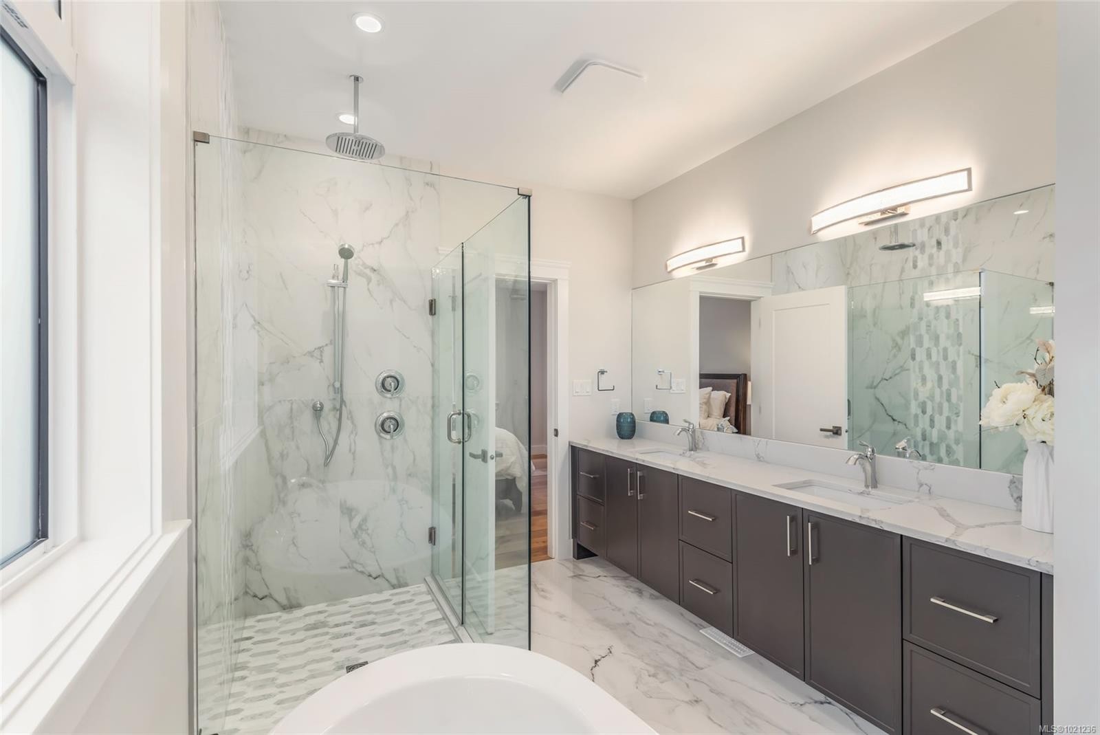 858 Wembley Rd, Parksville, BC