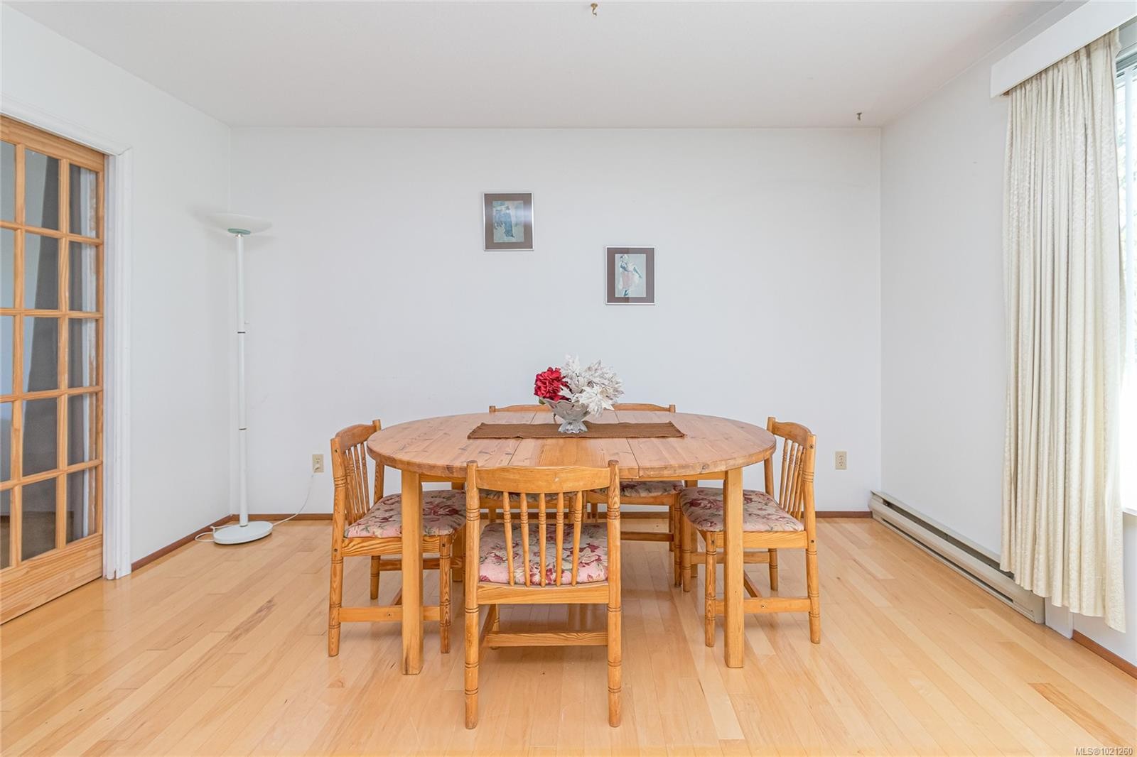 9975 Victoria Rd, Chemainus, BC - Indoor Photo Showing Dining Room