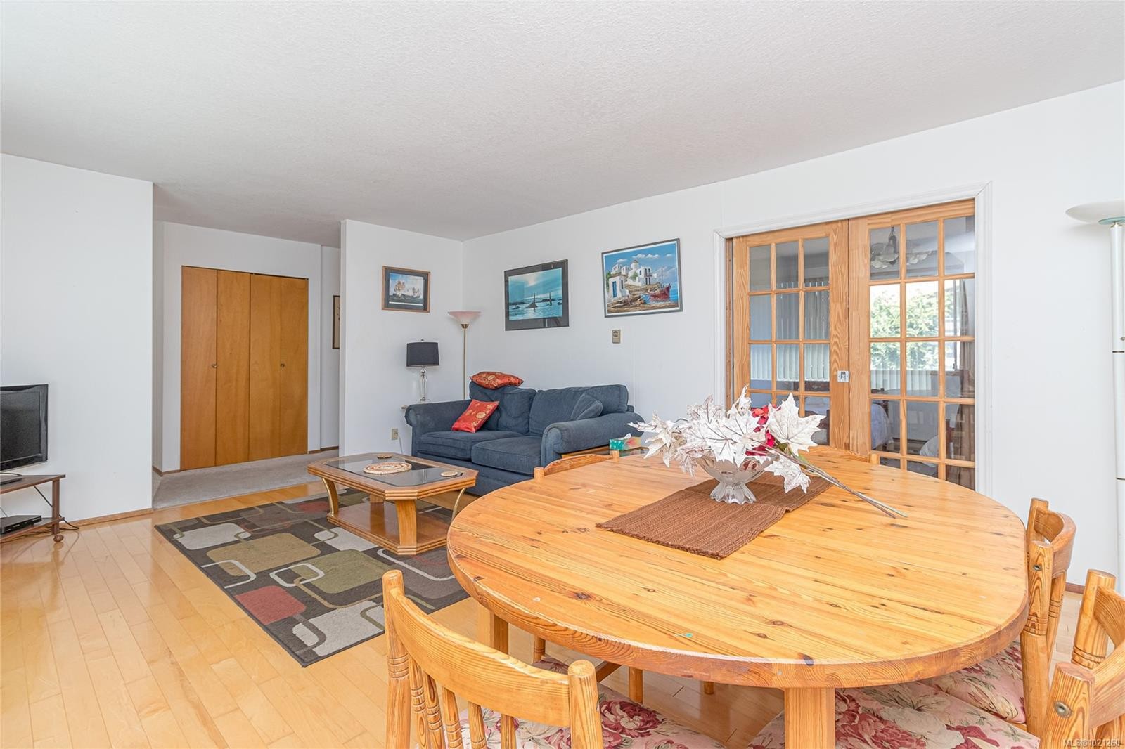 9975 Victoria Rd, Chemainus, BC - Indoor