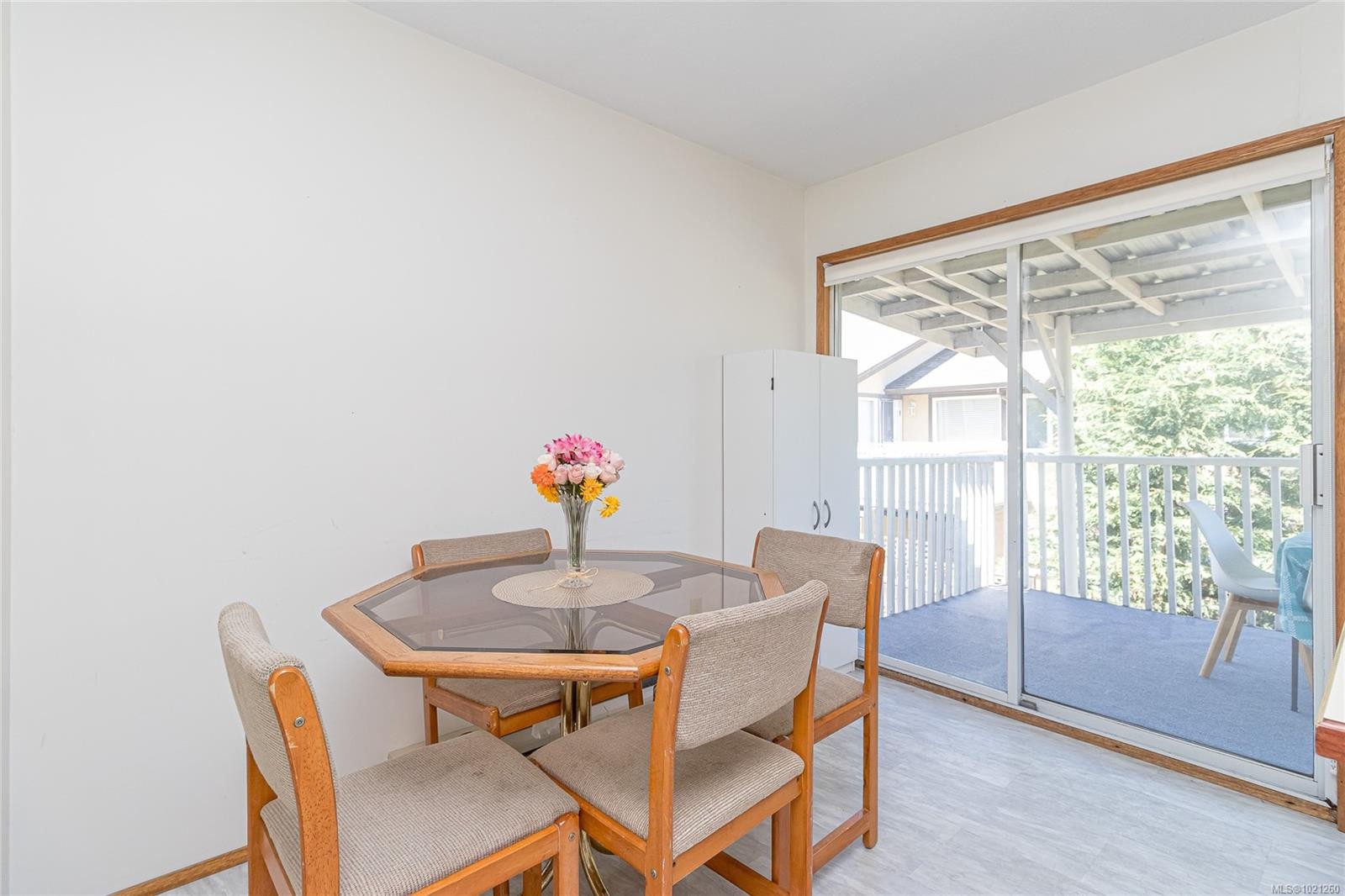 9975 Victoria Rd, Chemainus, BC - Indoor Photo Showing Dining Room