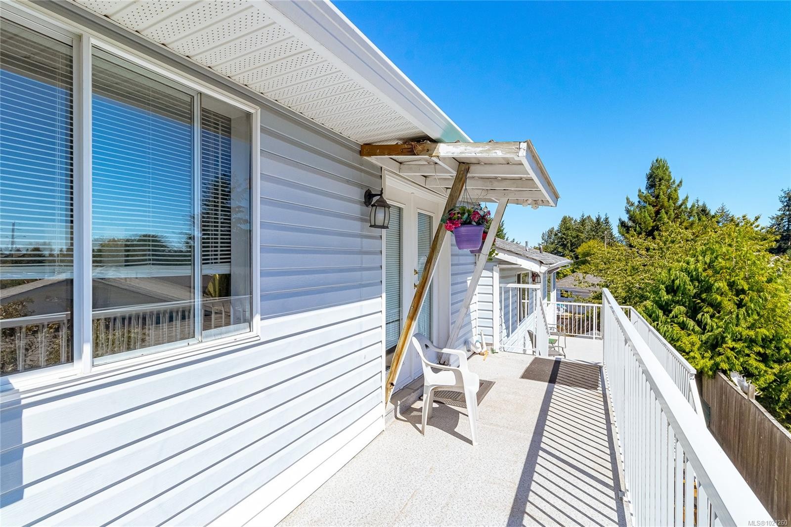 9975 Victoria Rd, Chemainus, BC - Outdoor