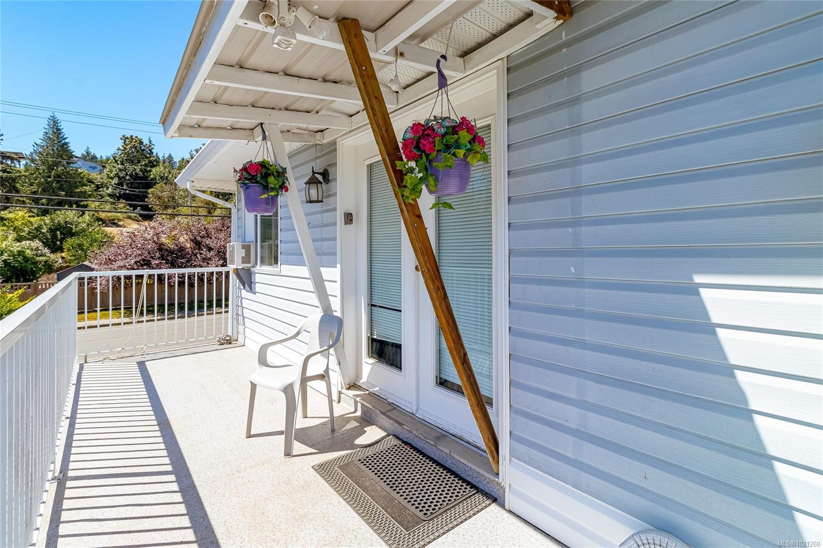 9975 Victoria Rd, Chemainus, BC - Outdoor