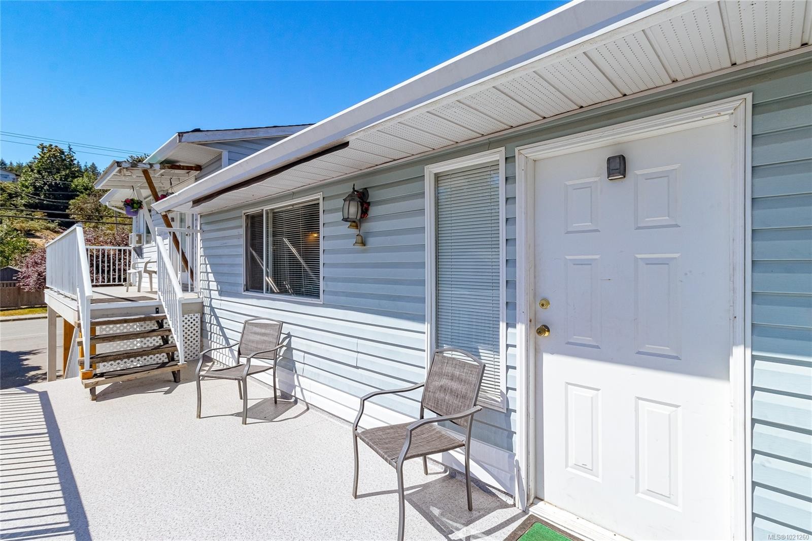 9975 Victoria Rd, Chemainus, BC - Outdoor With Exterior