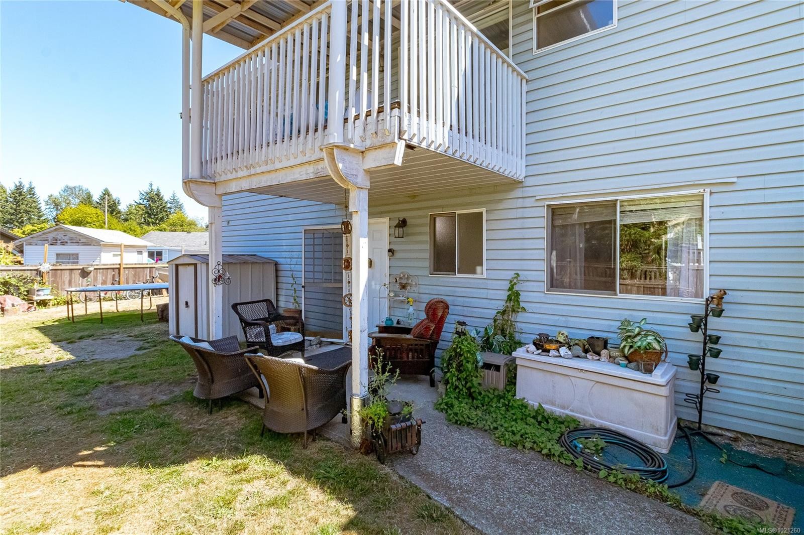 9975 Victoria Rd, Chemainus, BC - Outdoor With Exterior