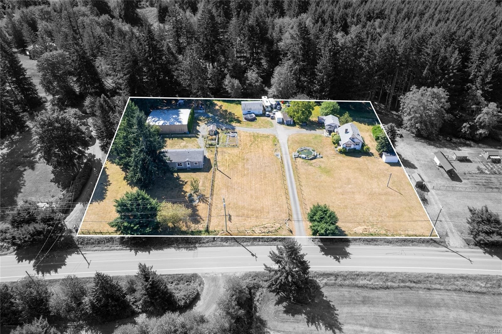 2687 Jingle Pot Rd, Nanaimo, BC