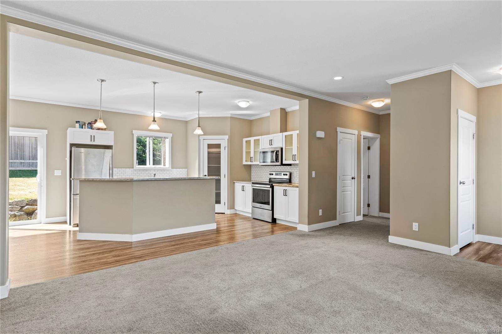 2687 Jingle Pot Rd, Nanaimo, BC