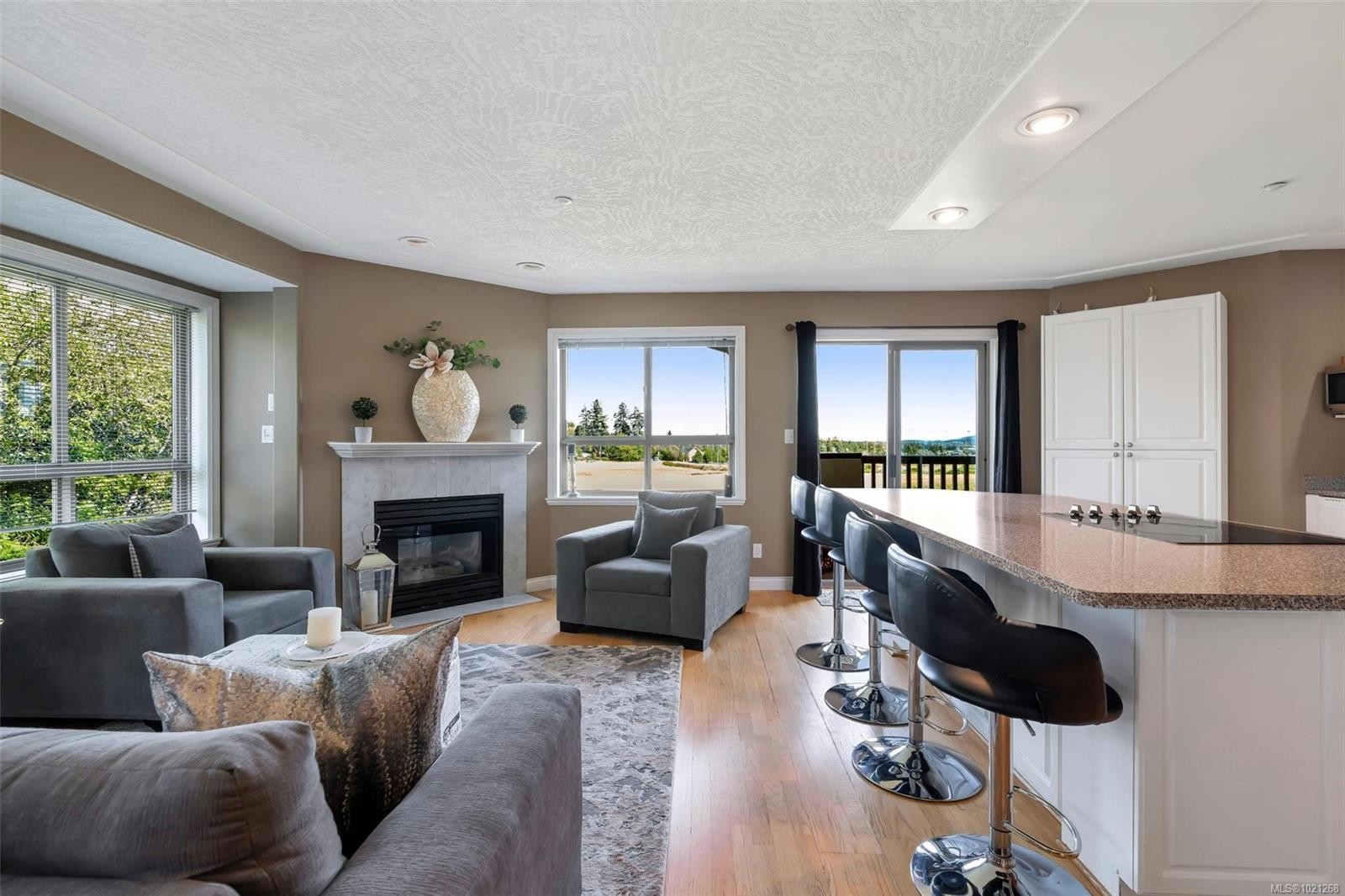 10-7847 East Saanich Rd, Central Saanich, BC