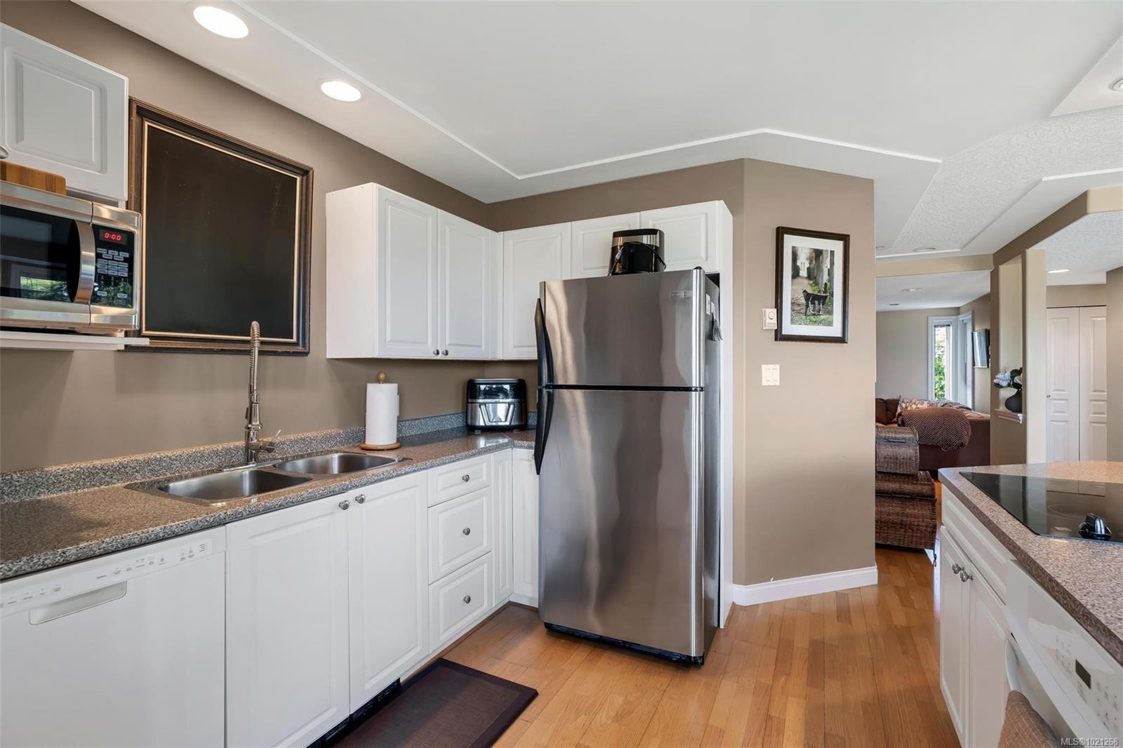 10-7847 East Saanich Rd, Central Saanich, BC