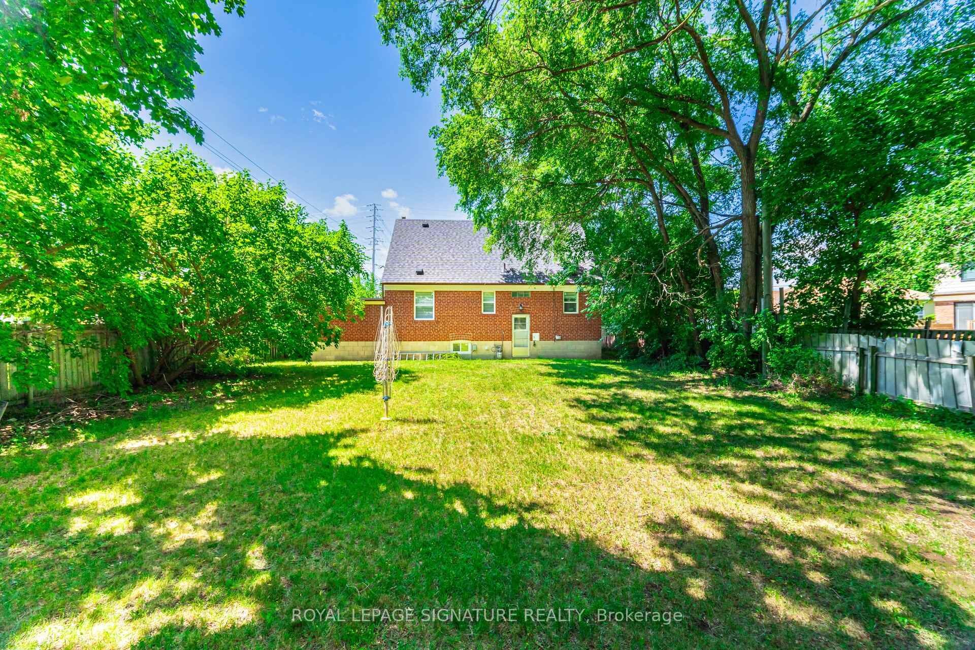 2015 Stanfield Road, Mississauga, ON - Outdoor