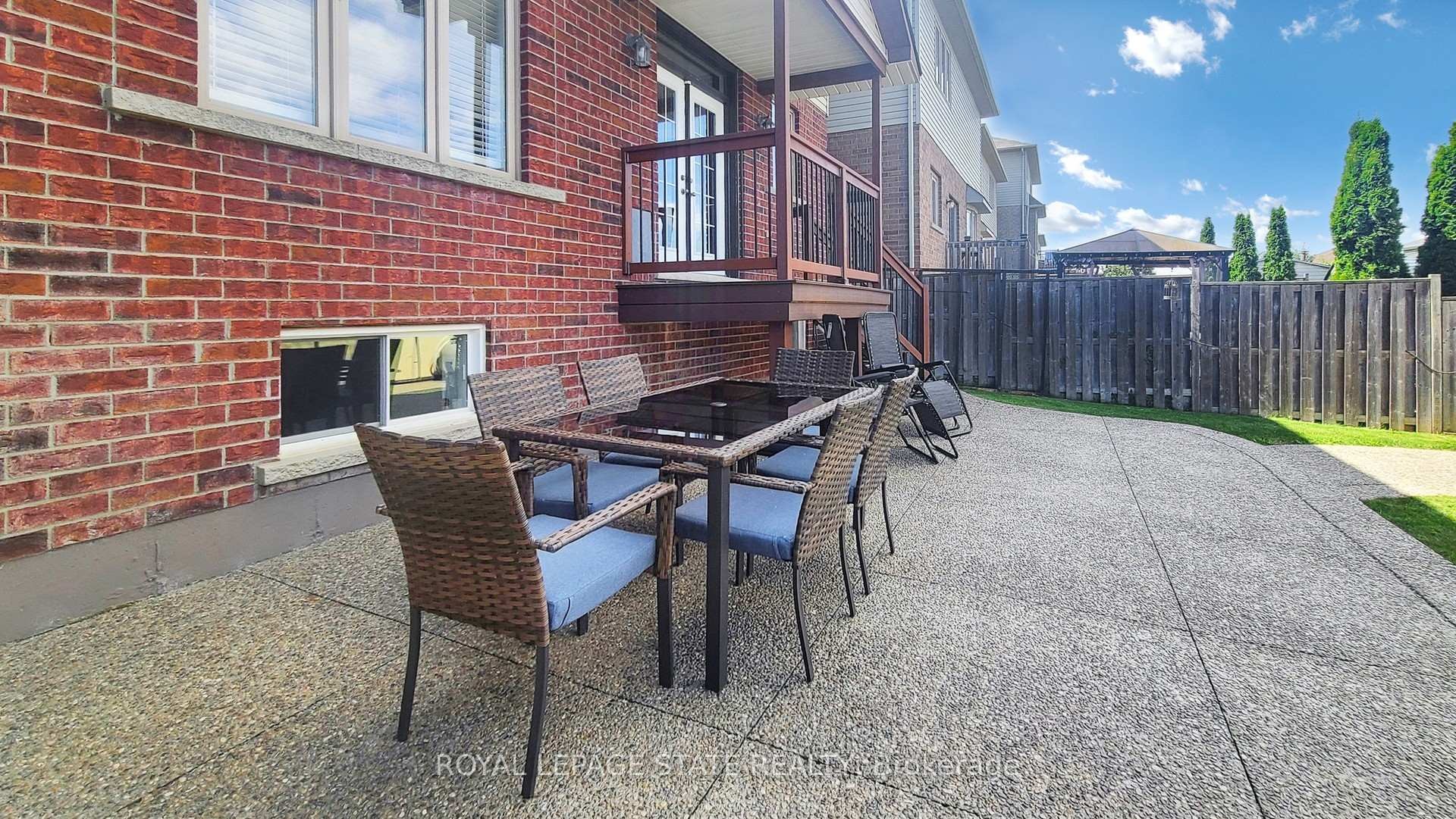 50 Bankfield Crescent, Hamilton, ON - Outdoor With Deck Patio Veranda With Exterior