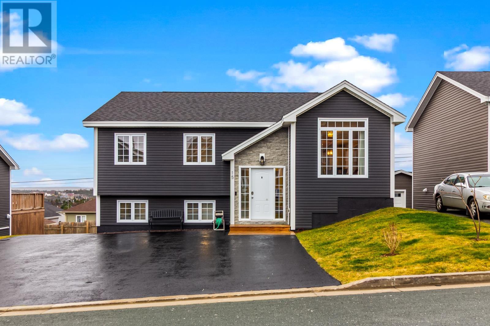 15 Beaugart Avenue, Paradise, NL - Outdoor